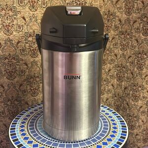 BUNN 2.5 Liter Lever-Action Airpot, Stainless Steel,
32125.0000